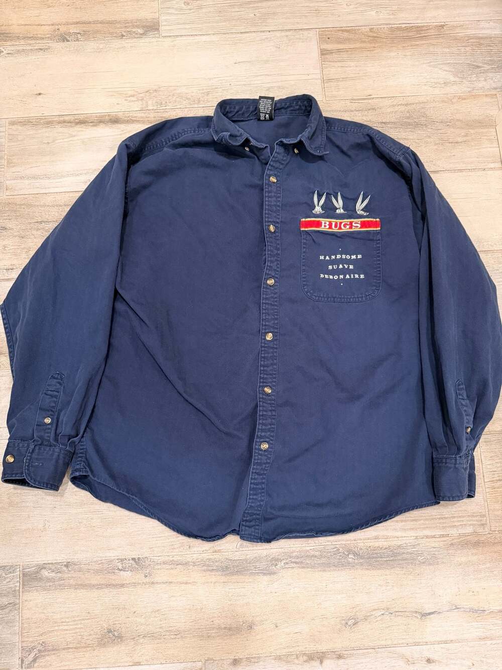 Vintage Warner Bros. Studio Store Bugs Bunny Long Sleeve Button-Down Shirt